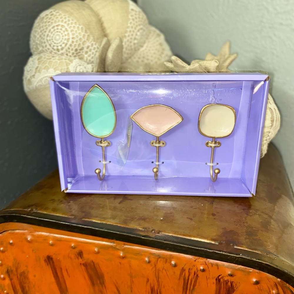 WILD SAGE 3 PIECE GEMSTONE DECORATIVE HOOKS